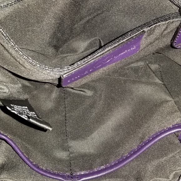 NINE WEST - Picture 4 of 7